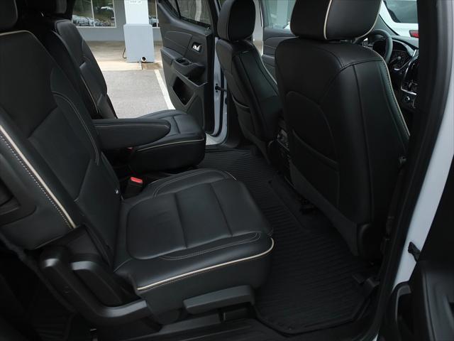 used 2022 Chevrolet Traverse car, priced at $35,976