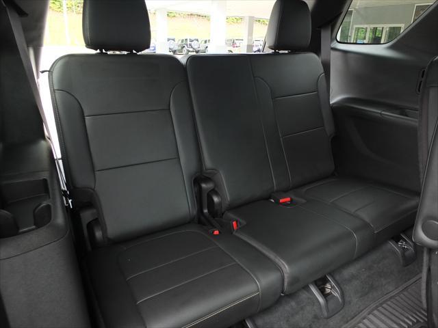 used 2022 Chevrolet Traverse car, priced at $35,976