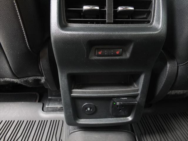 used 2024 Ford Edge car, priced at $31,996