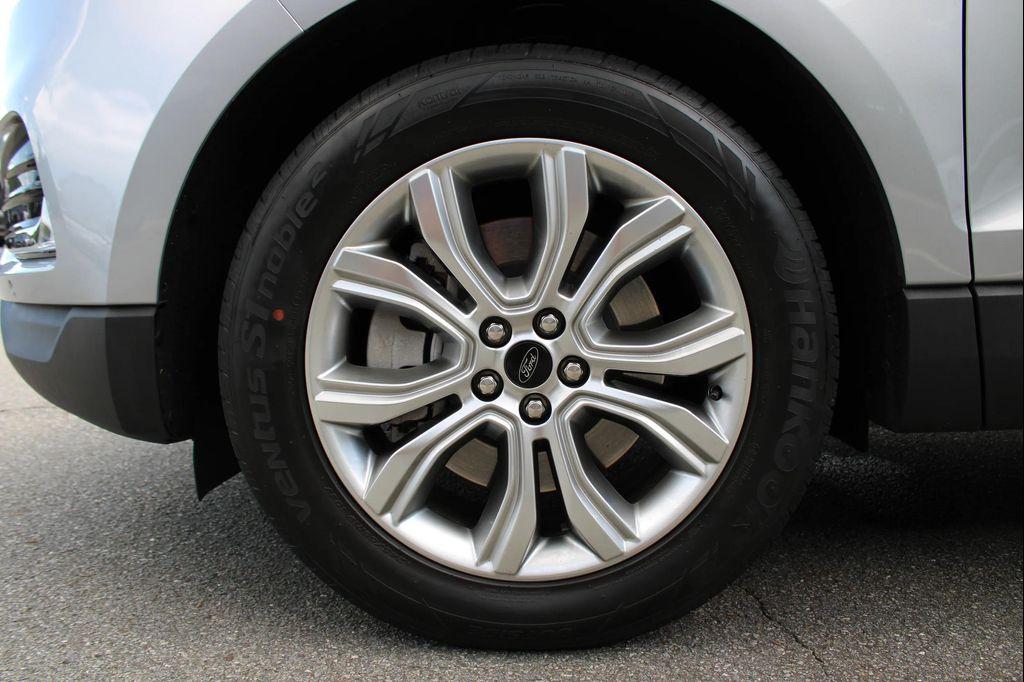 used 2024 Ford Edge car, priced at $32,963