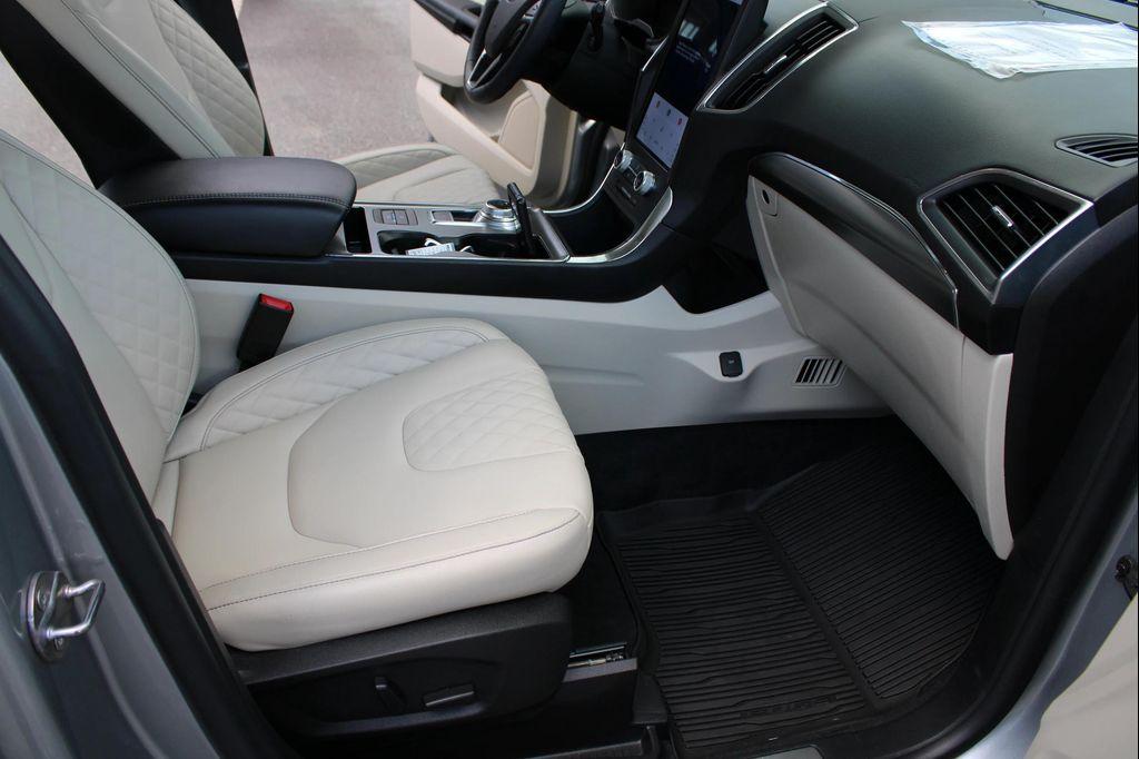 used 2024 Ford Edge car, priced at $32,963