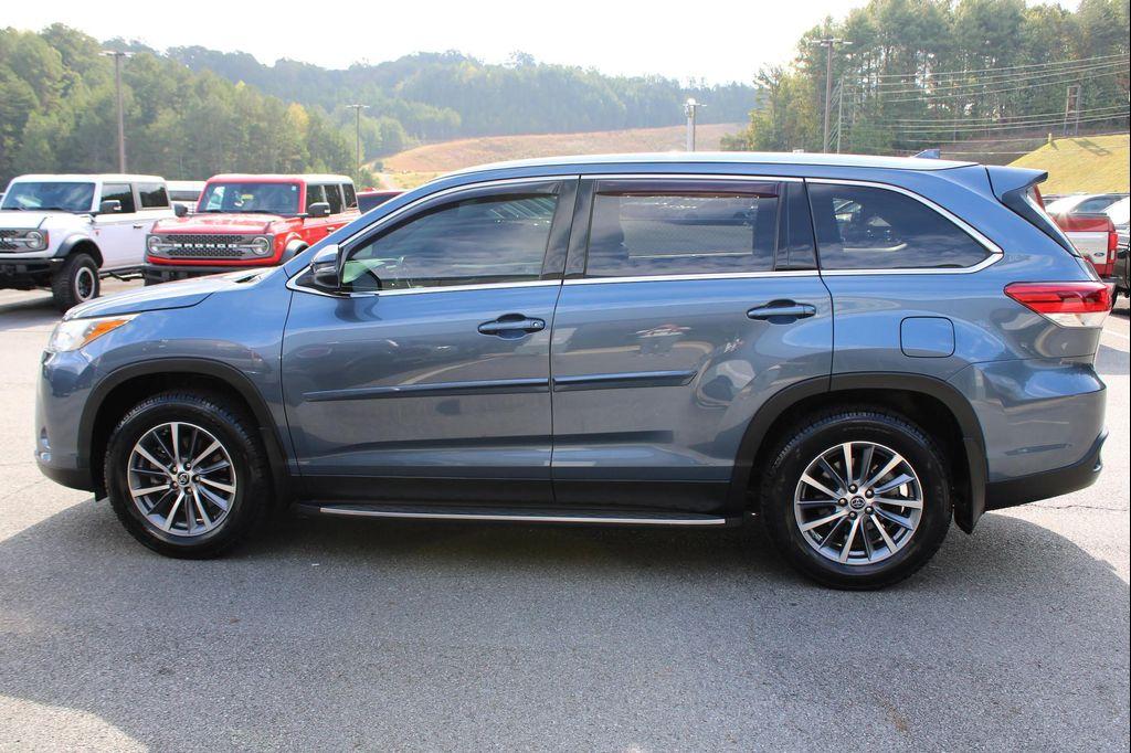used 2019 Toyota Highlander car, priced at $24,996