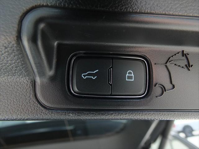 used 2022 Ford Explorer car, priced at $30,996