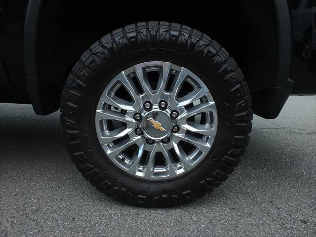 used 2022 Chevrolet Silverado 2500 car, priced at $58,586