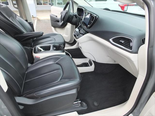 used 2023 Chrysler Pacifica car, priced at $24,966