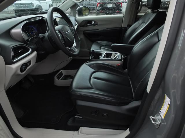 used 2023 Chrysler Pacifica car, priced at $24,966