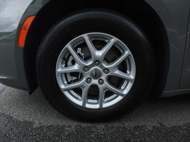 used 2023 Chrysler Pacifica car, priced at $24,966