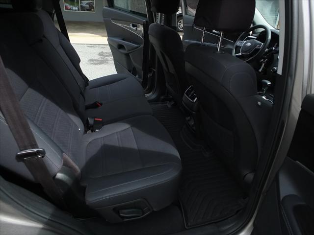 used 2019 Kia Sorento car, priced at $14,877