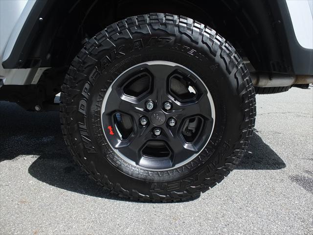 used 2022 Jeep Gladiator car, priced at $37,987