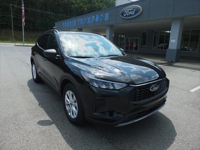 new 2025 Ford Escape car, priced at $30,835