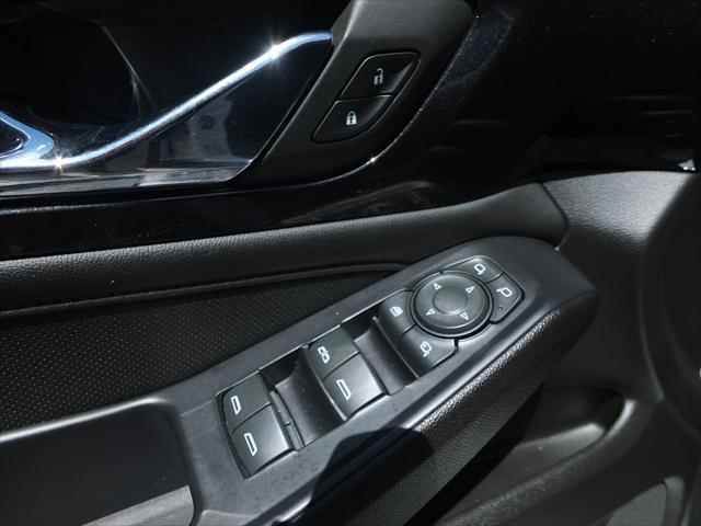 used 2022 Chevrolet Traverse car, priced at $31,899