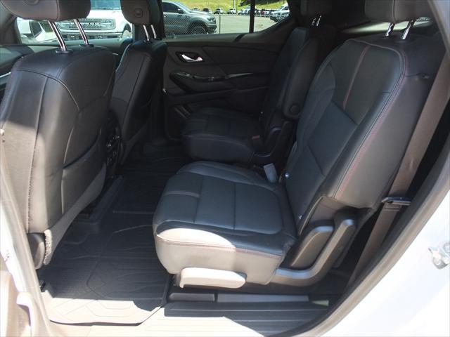 used 2022 Chevrolet Traverse car, priced at $31,899