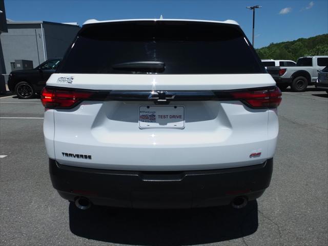 used 2022 Chevrolet Traverse car, priced at $31,899
