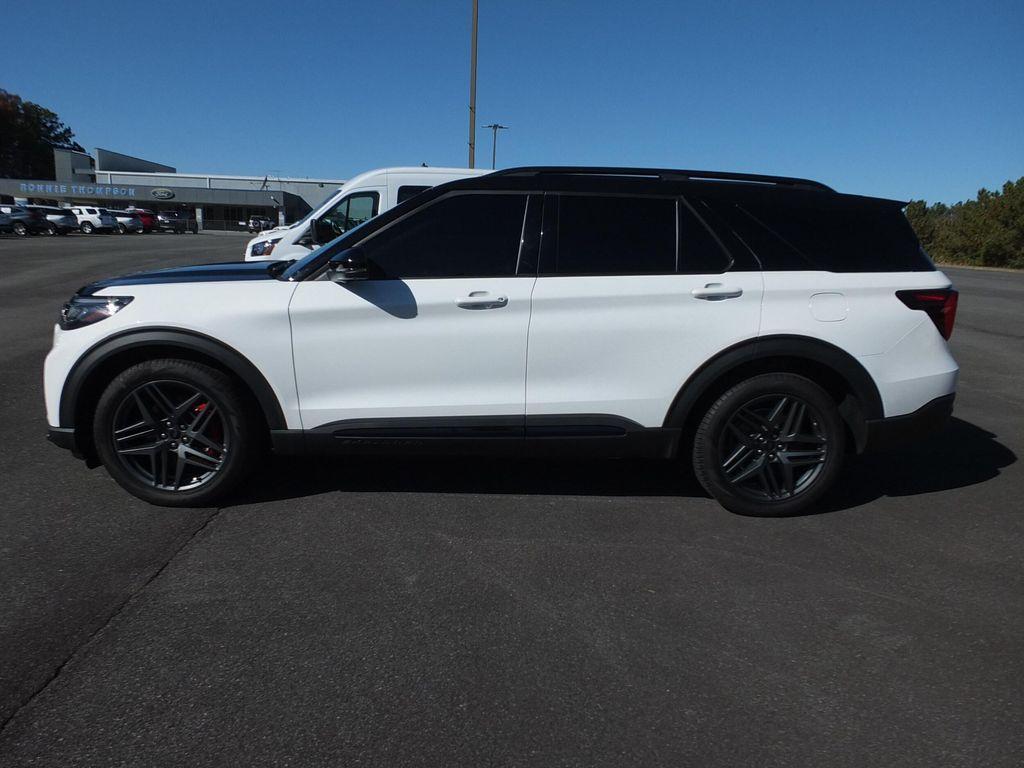 used 2025 Ford Explorer car, priced at $50,996
