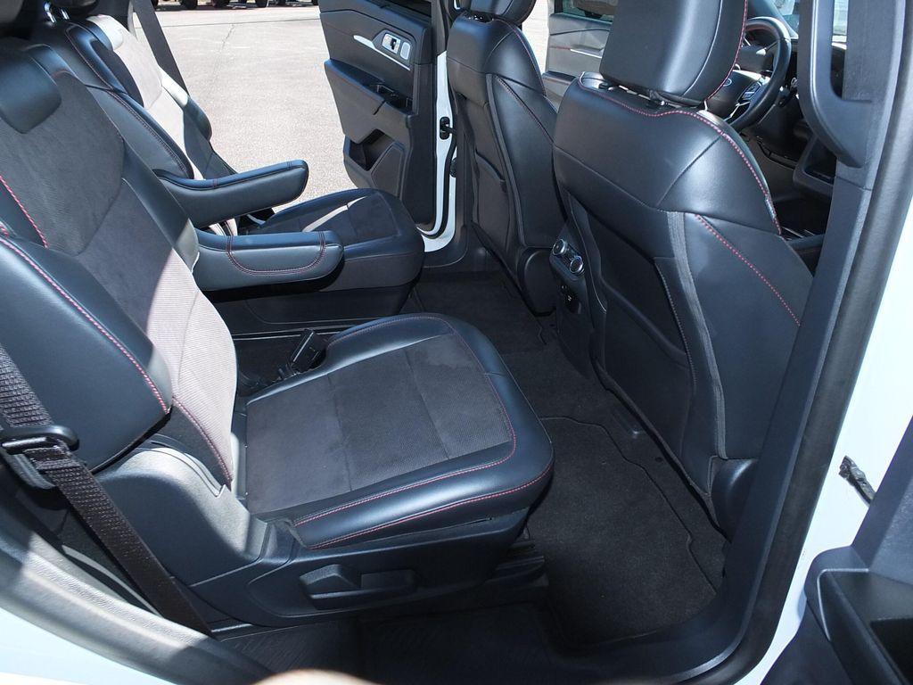 used 2025 Ford Explorer car, priced at $50,996