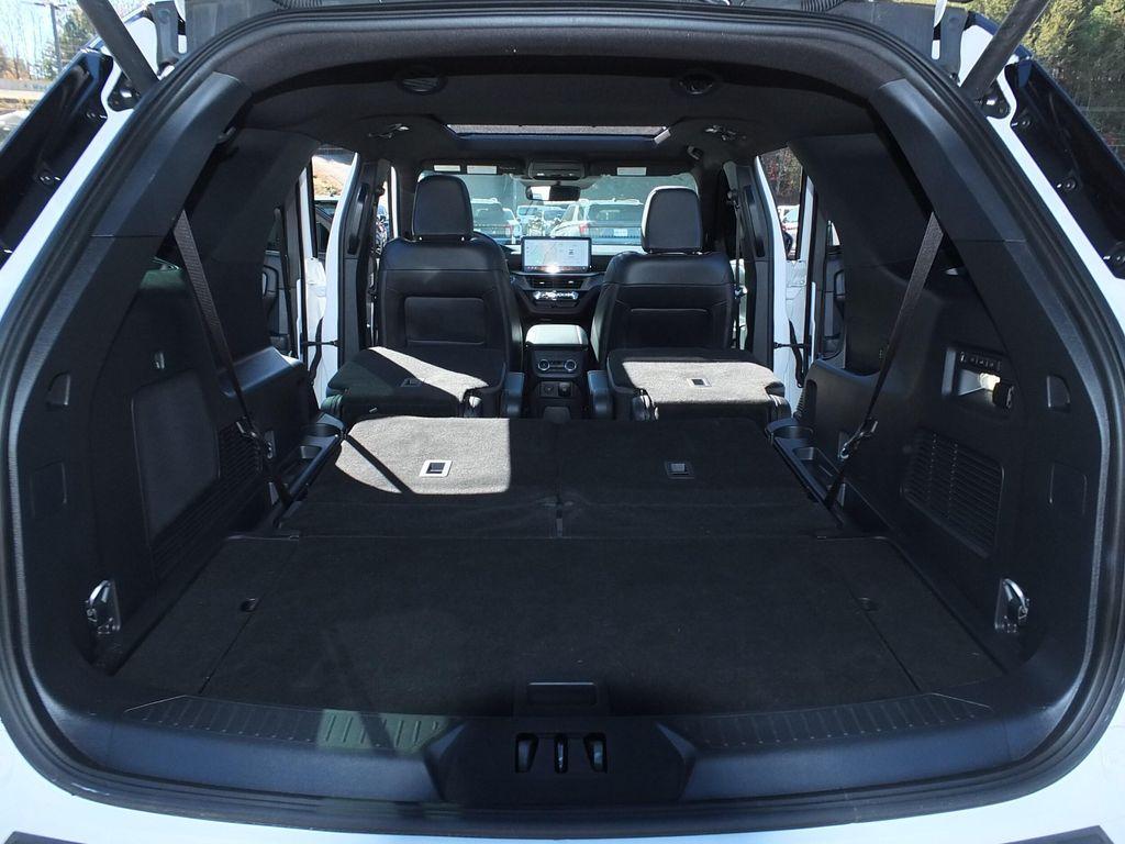 used 2025 Ford Explorer car, priced at $50,996