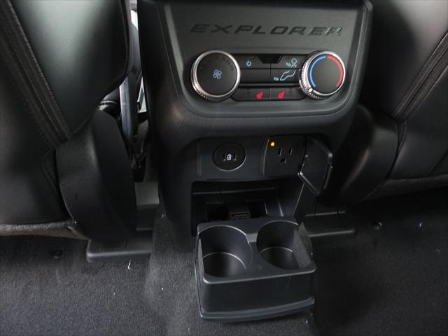 new 2025 Ford Explorer car, priced at $52,698