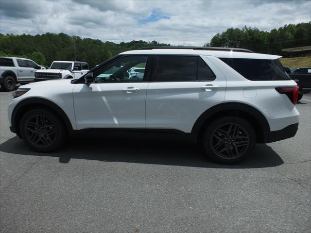 new 2025 Ford Explorer car, priced at $52,698