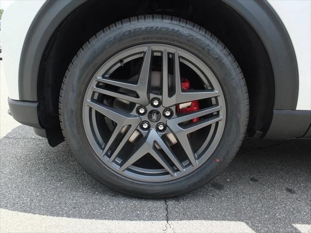 new 2025 Ford Explorer car, priced at $52,698