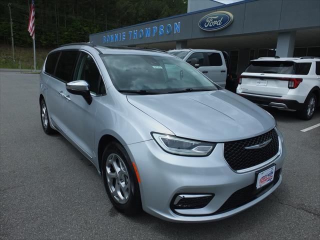 used 2023 Chrysler Pacifica car, priced at $30,993
