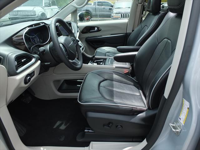 used 2023 Chrysler Pacifica car, priced at $29,985