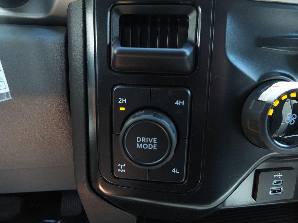 new 2025 Ford F-250 car, priced at $69,545