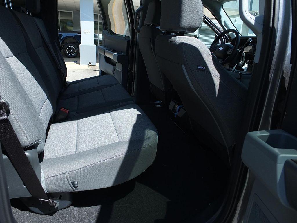 new 2025 Ford F-250 car, priced at $69,545