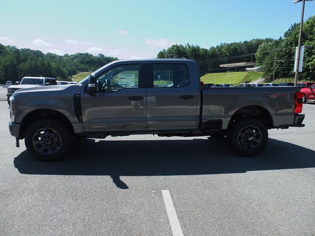 new 2025 Ford F-250 car, priced at $70,295