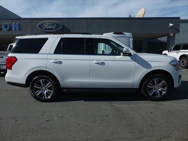 used 2024 Ford Expedition car, priced at $57,896