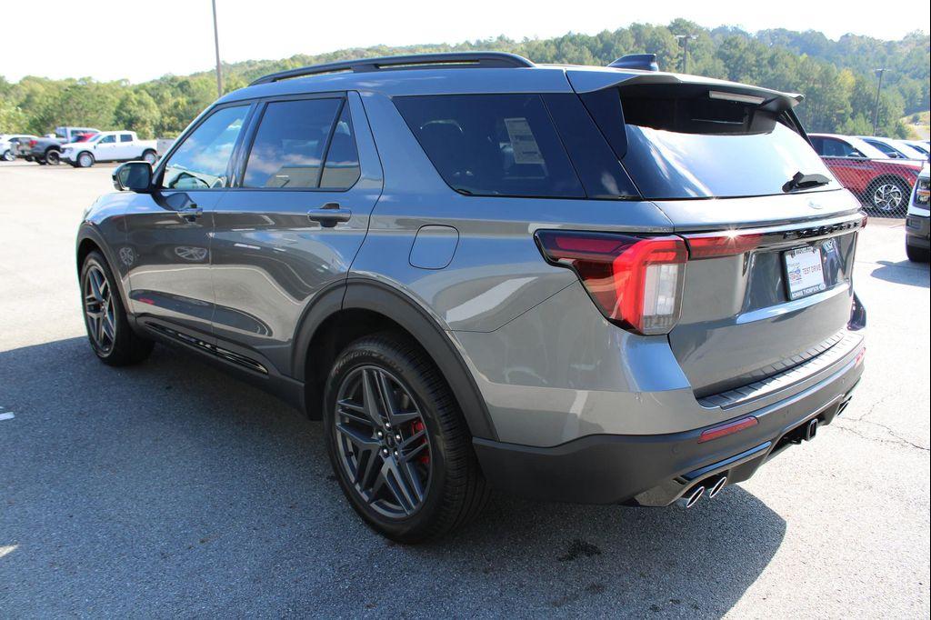 new 2025 Ford Explorer car, priced at $60,455