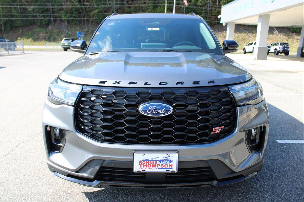 new 2025 Ford Explorer car, priced at $60,455