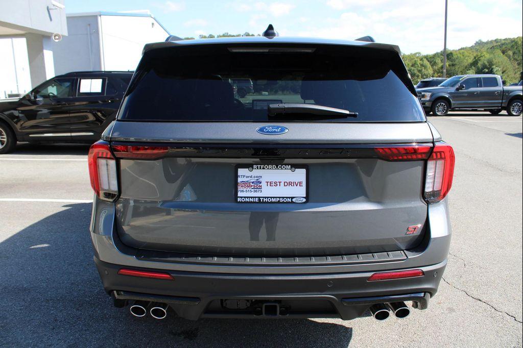 new 2025 Ford Explorer car, priced at $60,455