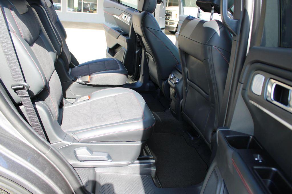 new 2025 Ford Explorer car, priced at $60,455