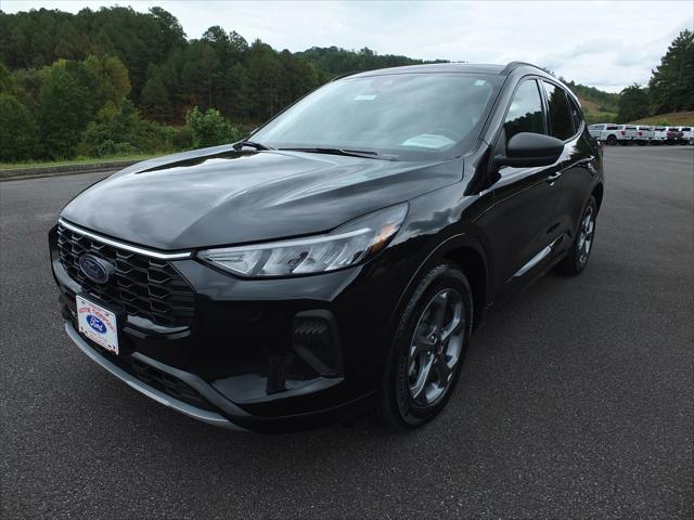 used 2024 Ford Escape car, priced at $25,999