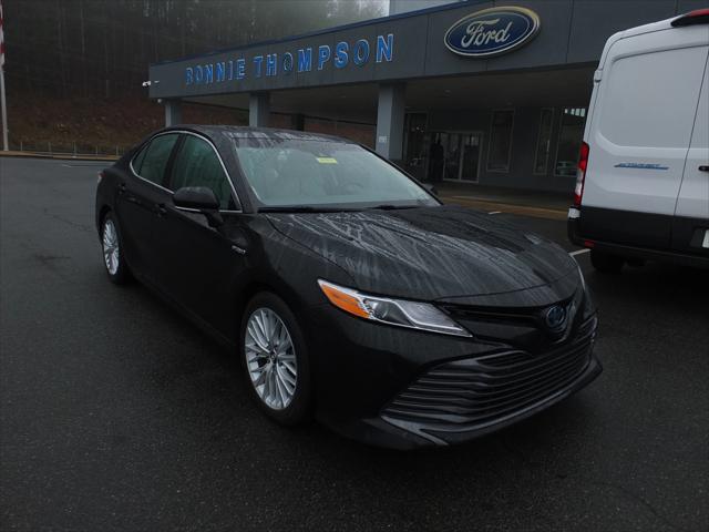 used 2018 Toyota Camry Hybrid car, priced at $22,446