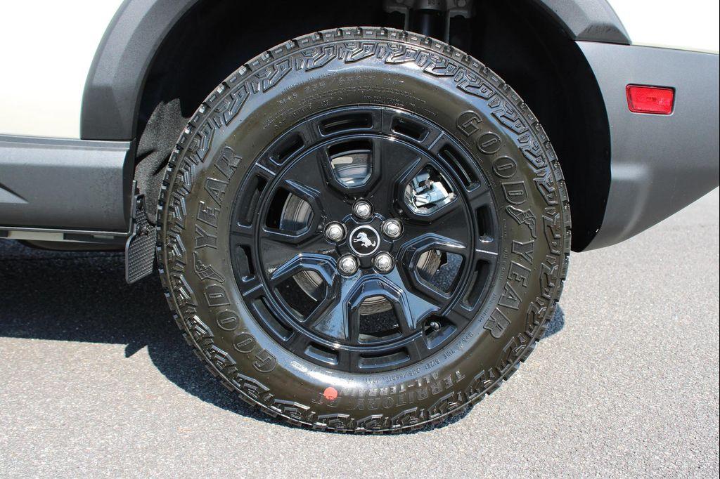 new 2025 Ford Bronco Sport car, priced at $44,290