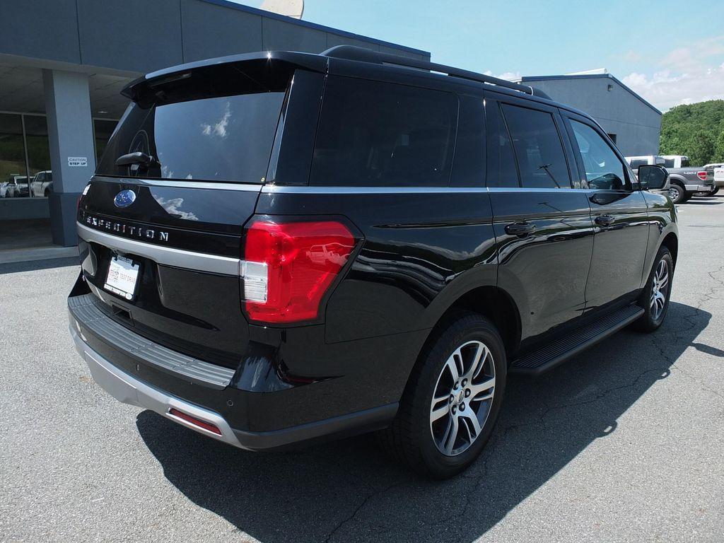 used 2024 Ford Expedition car, priced at $51,941