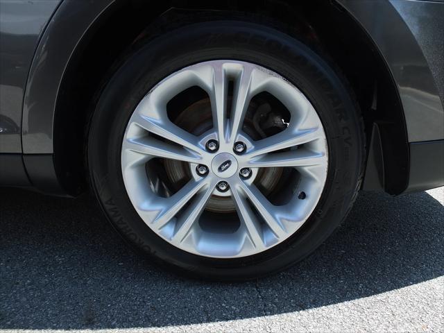 used 2015 Ford Taurus car, priced at $12,994