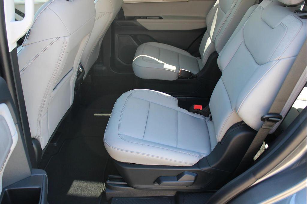 new 2025 Ford Explorer car, priced at $43,765