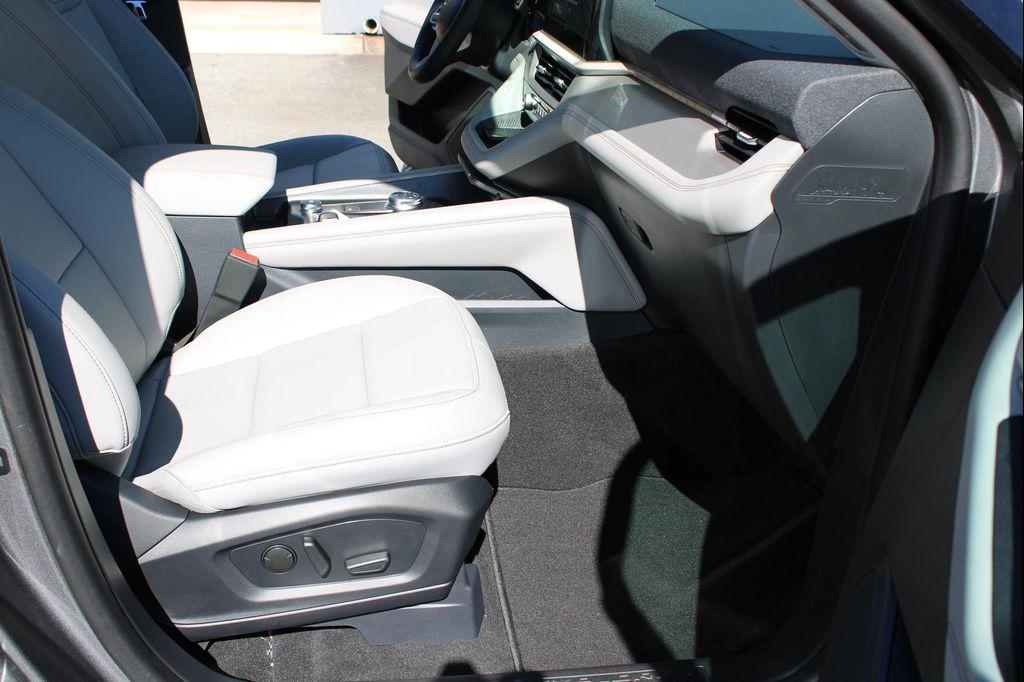 new 2025 Ford Explorer car, priced at $43,765