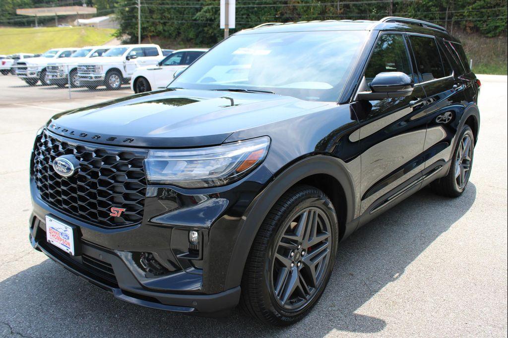 new 2025 Ford Explorer car, priced at $57,460