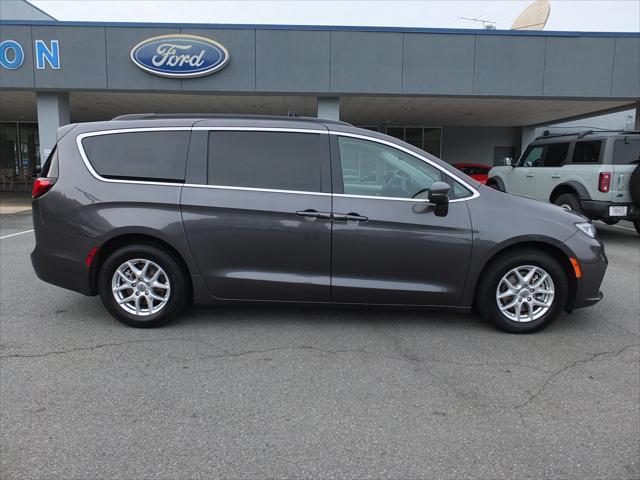 used 2022 Chrysler Pacifica car, priced at $23,770