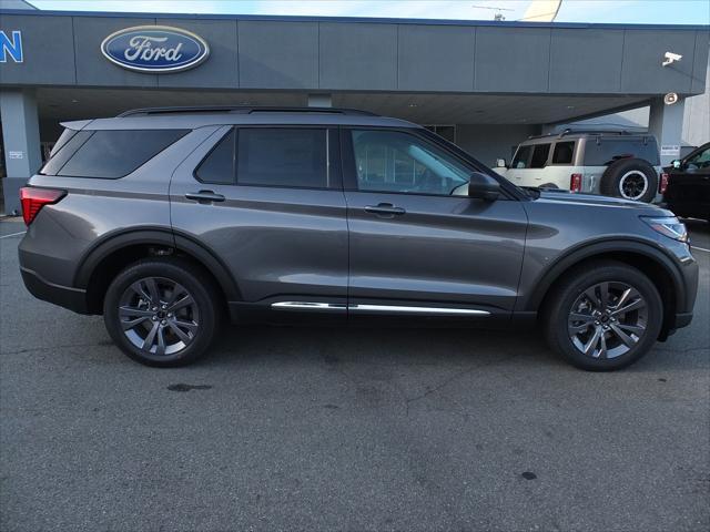 new 2025 Ford Explorer car, priced at $45,705