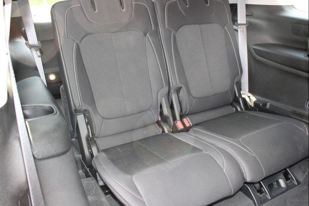 used 2024 Jeep Grand Cherokee L car, priced at $31,996