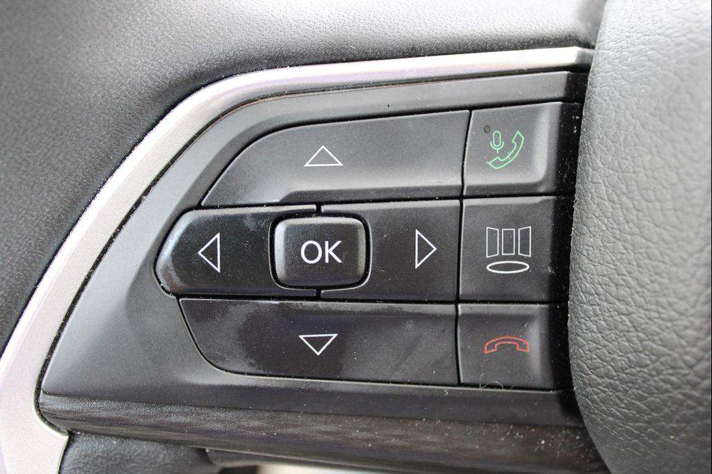 used 2024 Jeep Grand Cherokee L car, priced at $31,996