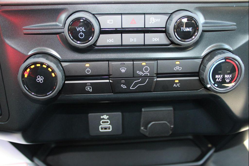 new 2025 Ford F-150 car, priced at $43,760