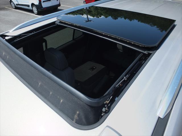 used 2023 GMC Yukon car, priced at $57,964