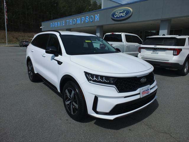 used 2021 Kia Sorento car, priced at $21,996
