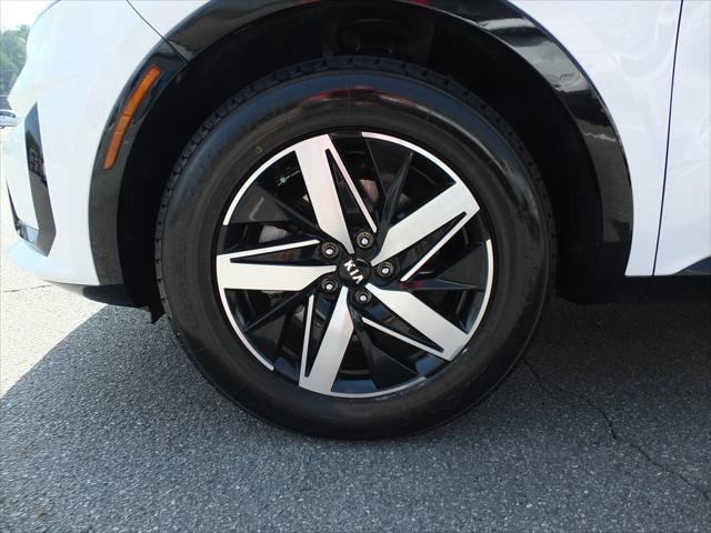used 2021 Kia Sorento car, priced at $21,996