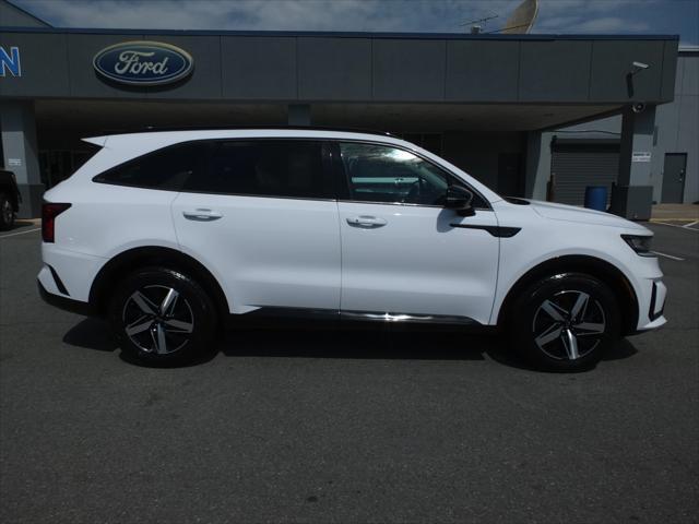 used 2021 Kia Sorento car, priced at $21,996